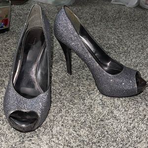 Dark Silver Glitter High Heel Peel Toe size 9